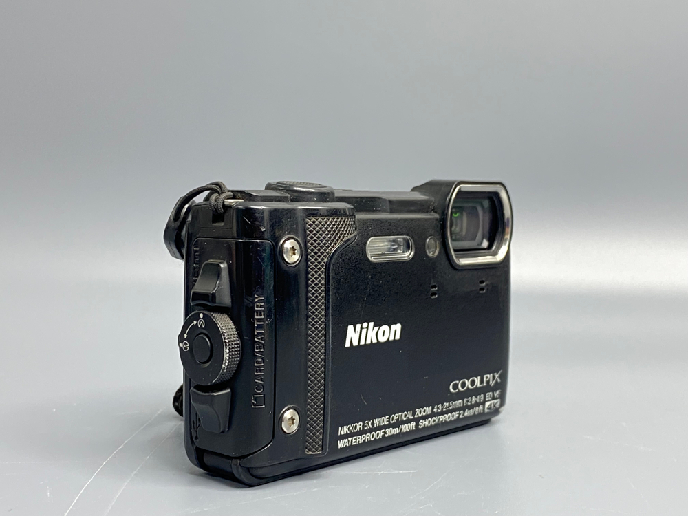 Nikon Coolpix W300