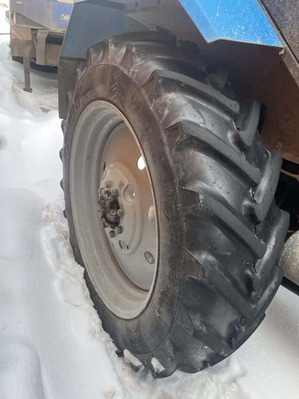 МТЗ Беларус 82 Трактор 82.1 (Дизельный, 4,8 л, 82 л.с., МТ)