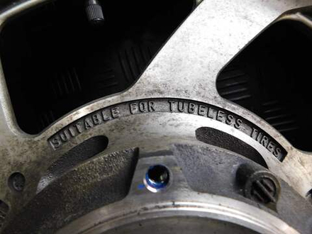 Колесо переднее Yamaha FZX750 3XF.