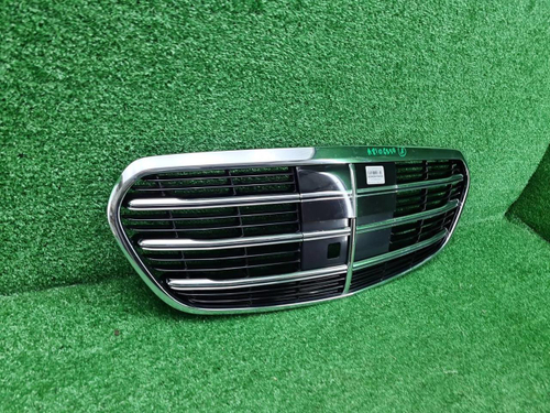 Решетка радиатора Mercedes S W223 (2020-н.в.)