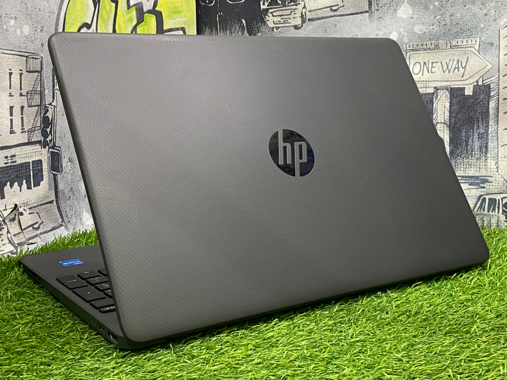 Ноутбук HP 15' i3 1115G4/8GB/256GB/ 15s-fq2062ur[3Y1S6EA]/Windows 10
