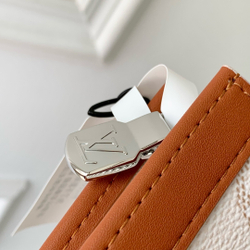 Louis Vuitton Pochette Voyage MM