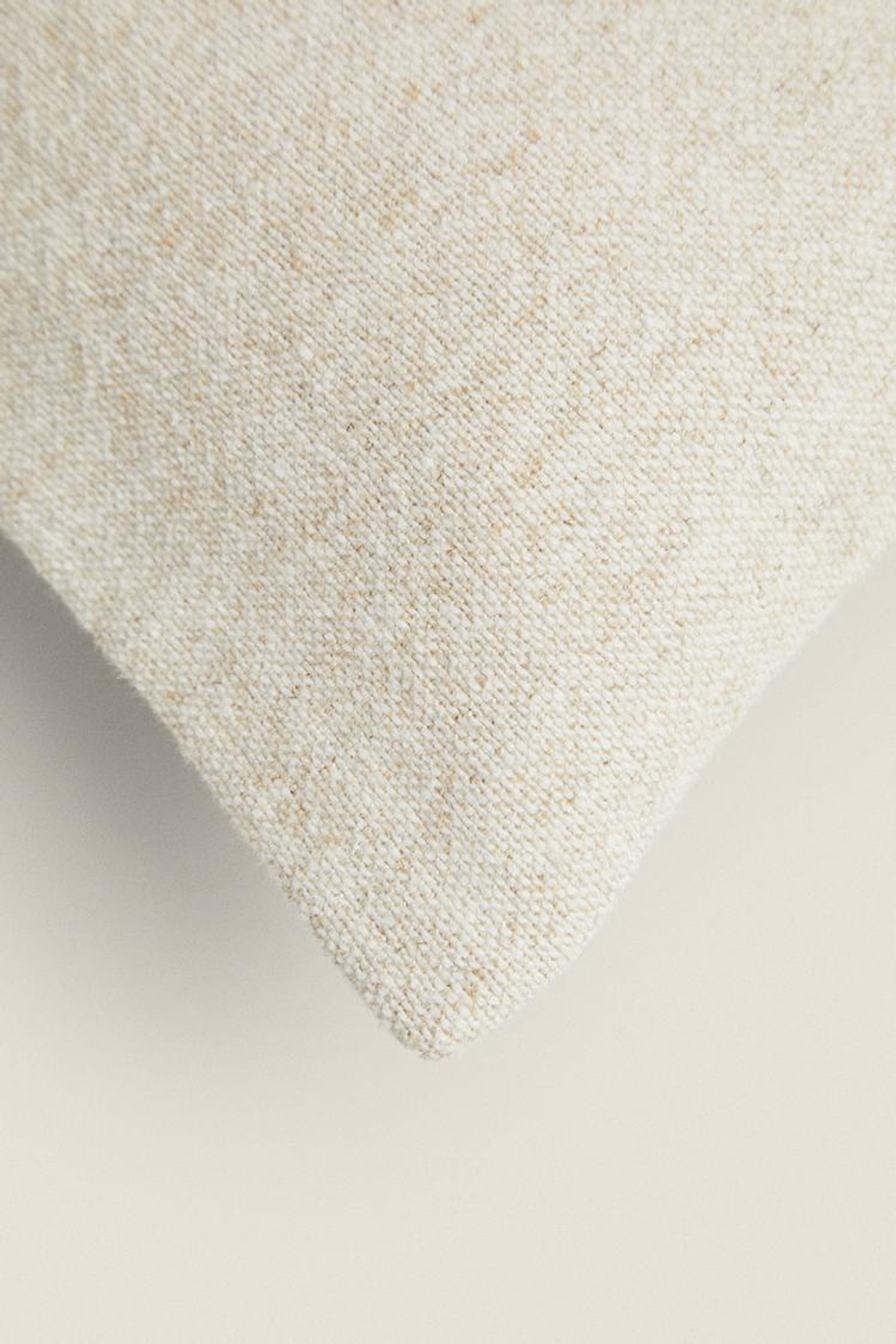 ZARA HOME ЧЕХОЛ ДЛЯ ДЕКОРАТИВНОЙ ПОДУШКИ С ВЫШИВКОЙ В ПОЛОСКУ, СВЕТЛО-БЕЖЕВЫЙ