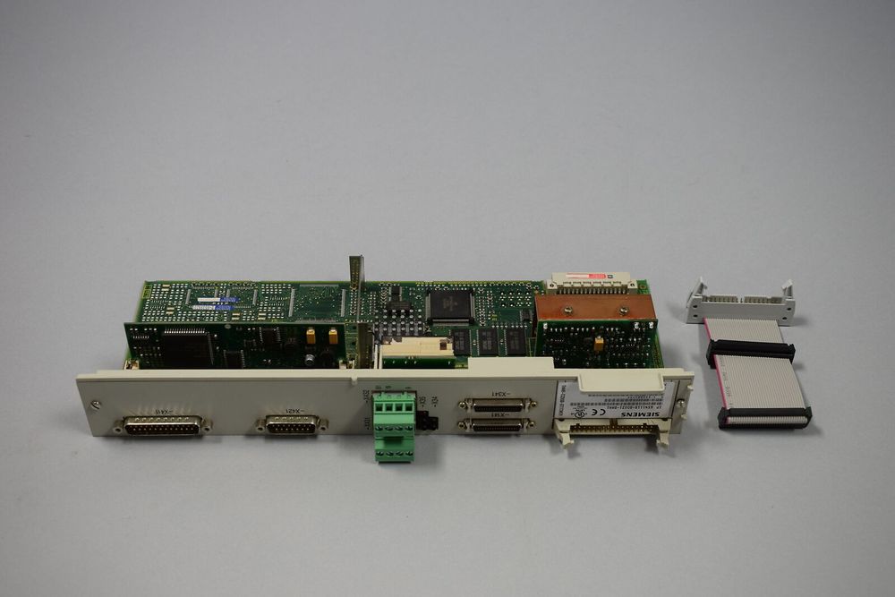 Б/у SIEMENS 6SN1118-0DG21-0AA1