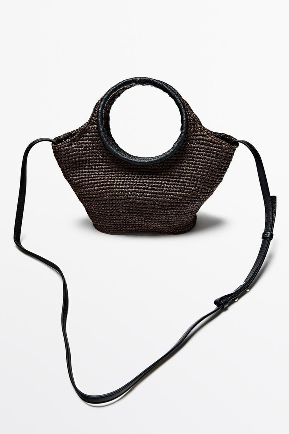 Massimo Dutti Мини-сумочка в форме полумесяца из рафии, коричневый