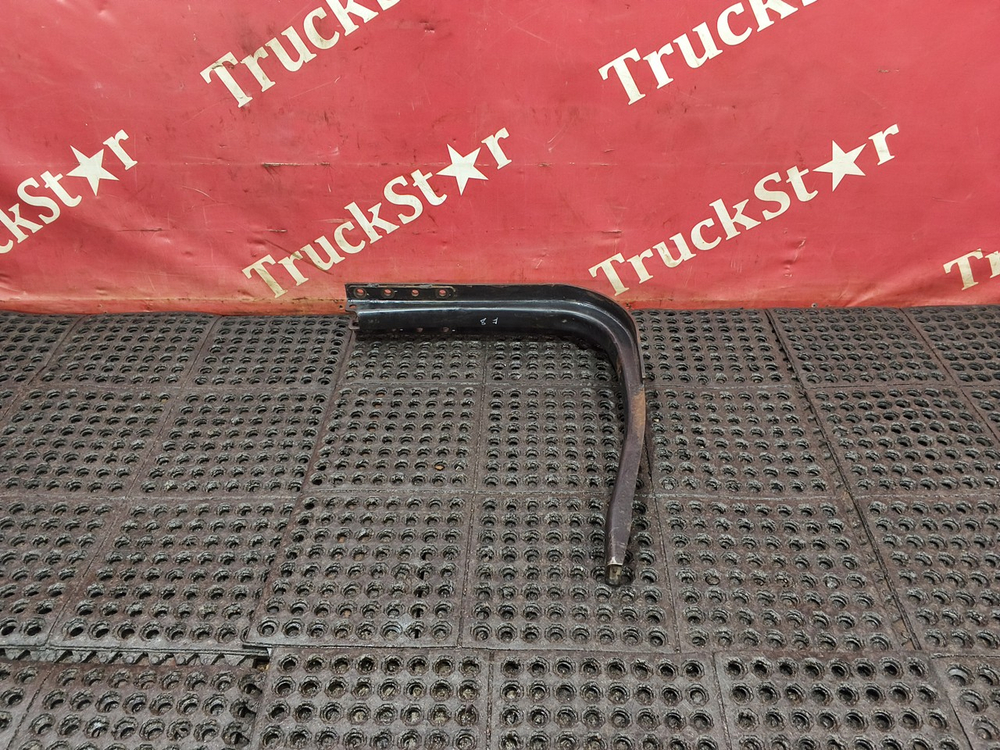 Кронштейн топливного бака 2023г