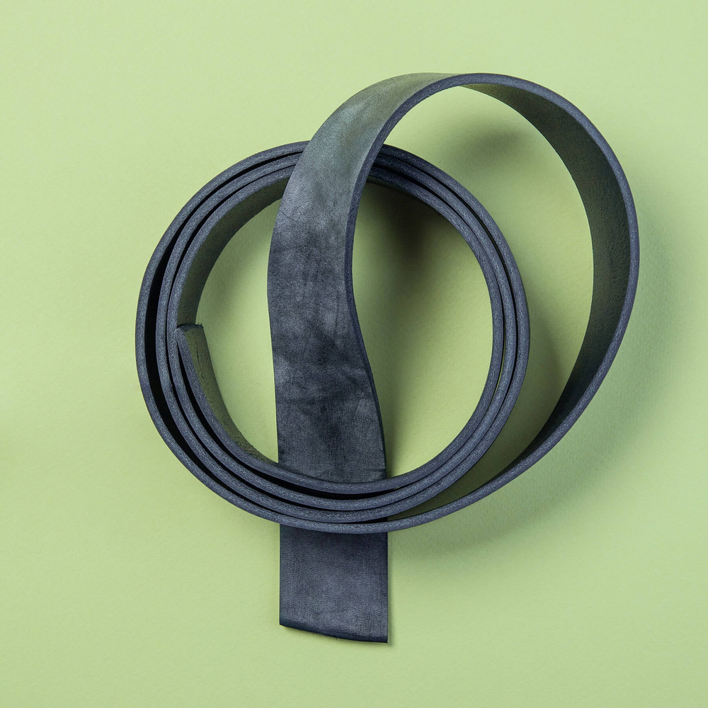 Ременная заготовка Аляска СКА12 ВИНТАЖ цв. Черный, толщ. 3,3-3,5 мм