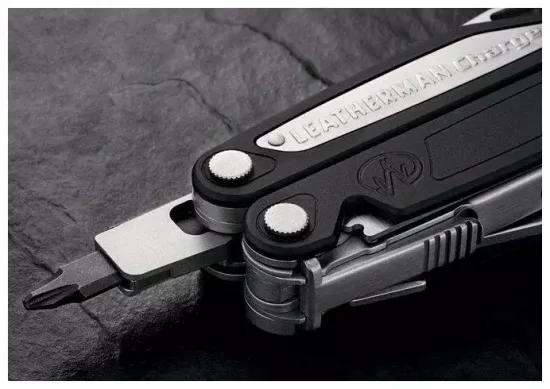 Мультитул Leatherman Charge plus, серебристый/черный 832516