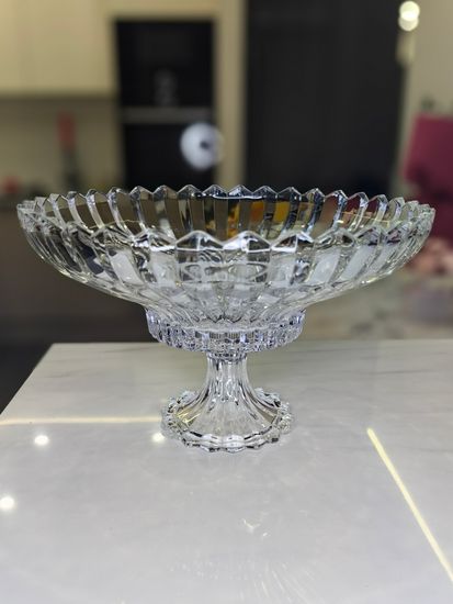 Фруктовница из стекла на ножке