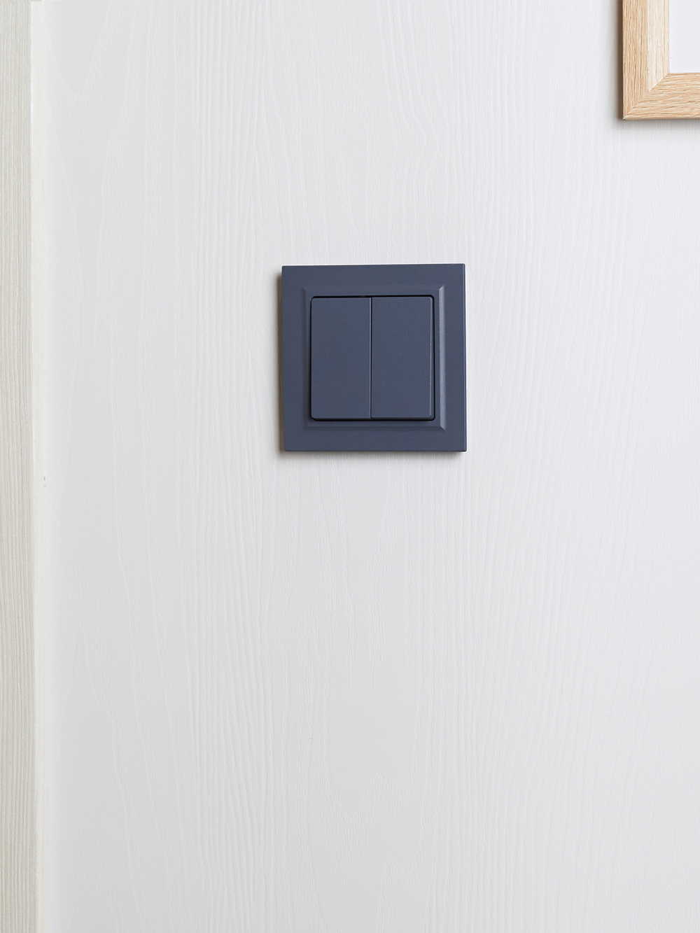 BRITE Рамка 1-местная IP44 РУ-1-БрМ-44 маренго IEK