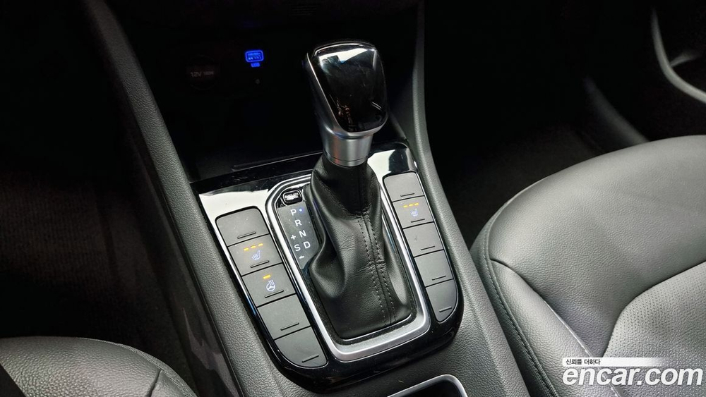 Hyundai The New Ionic Hybrid 1.6 HEV (09.2019)