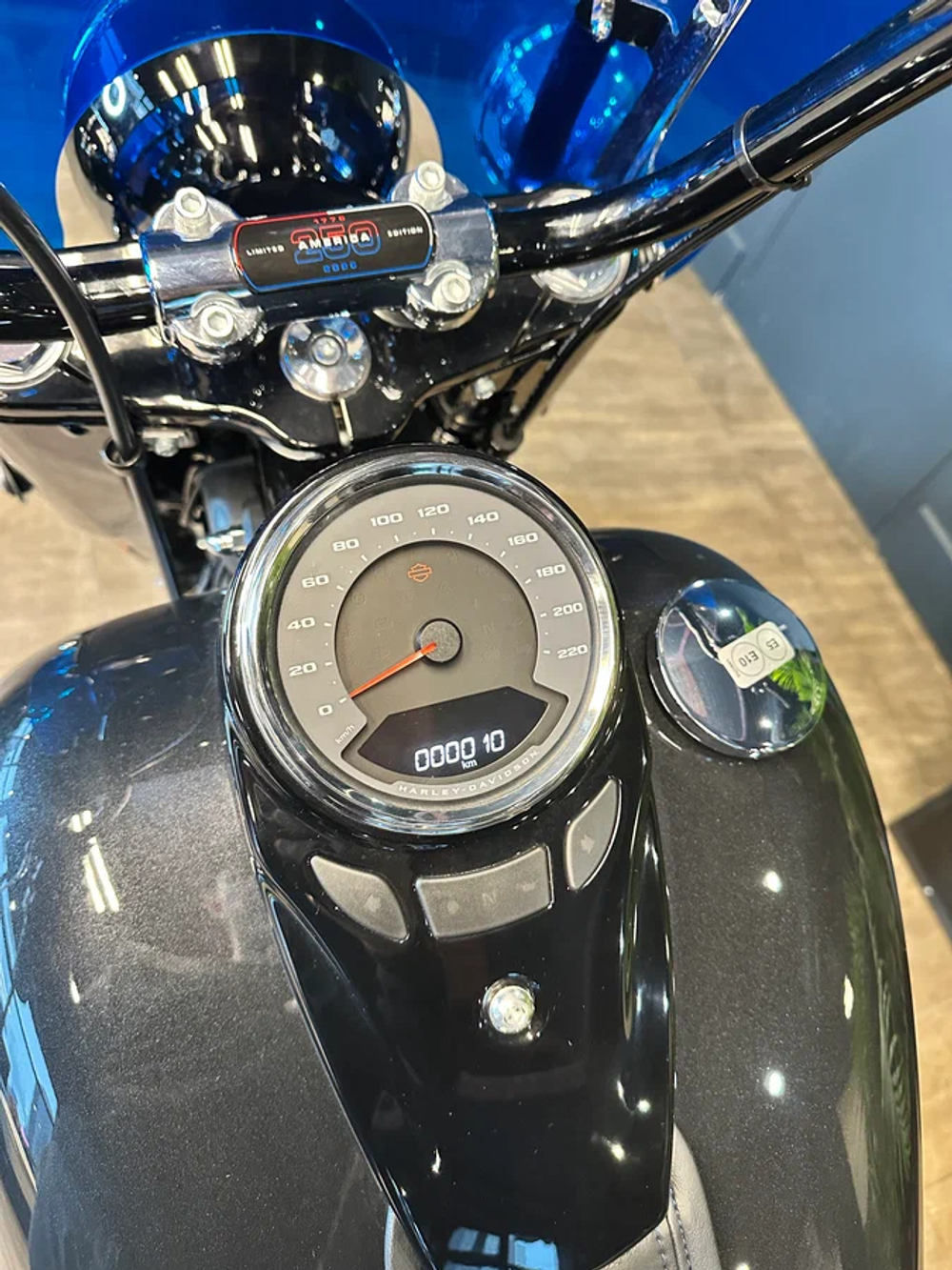 Harley-Davidson Heritage Midnight Ember, 2026