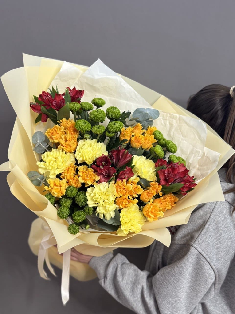 Авторский букет в яркой гамме