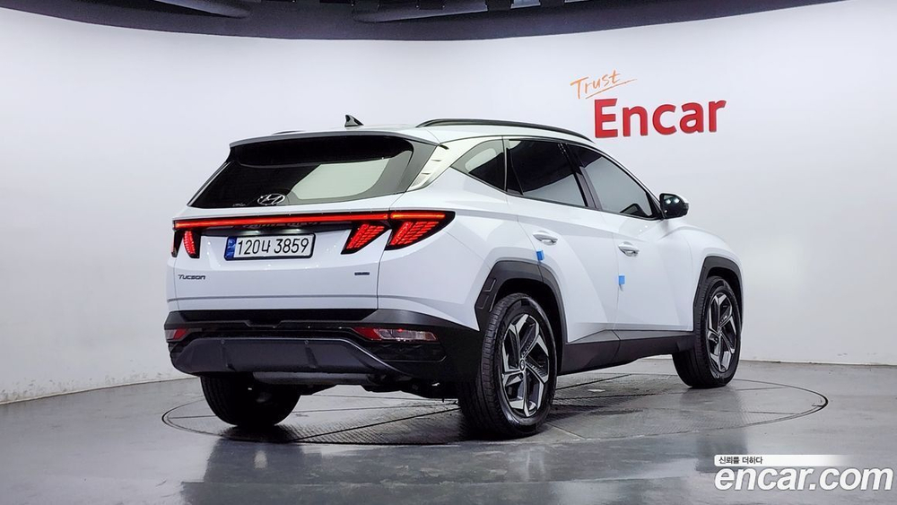 Hyundai Tucson (NX4) Бензин 1.6 Turbo 4WD (04.2023)
