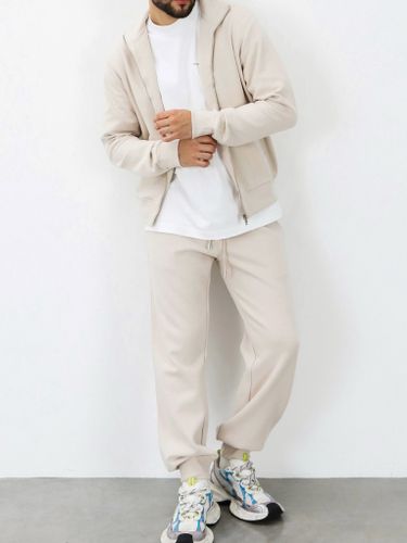 Костюм мужской (джемпер и брюки) NOHO