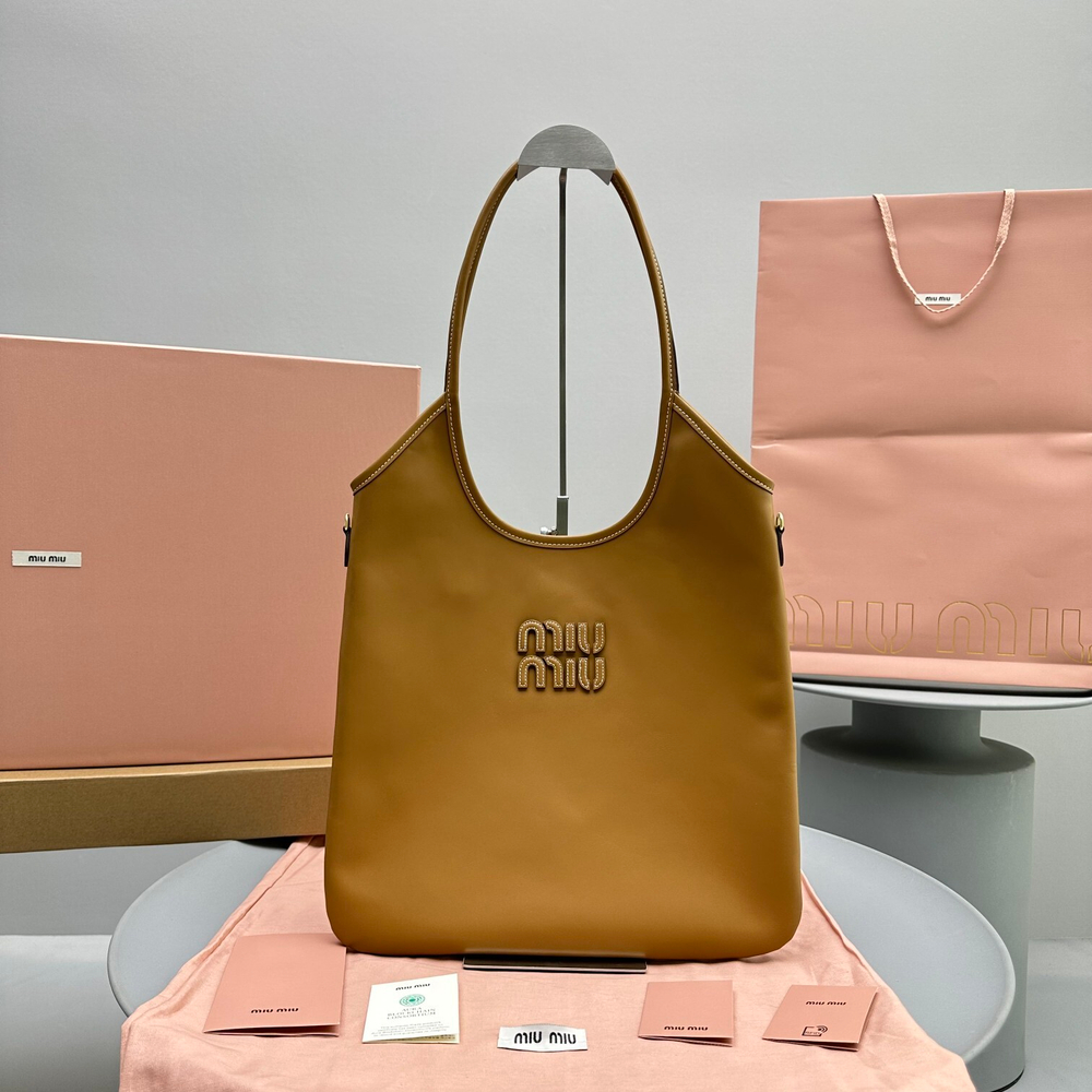 Miu Miu Ivy Bag 40 cm