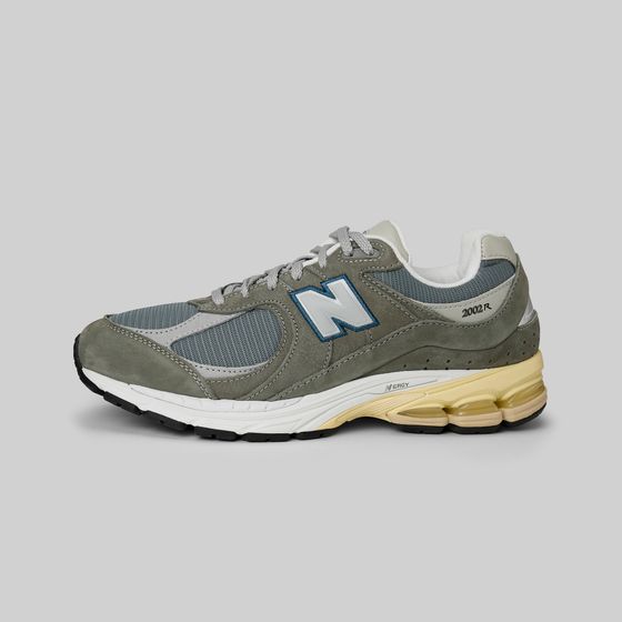 Кроссовки New Balance 2002R 
