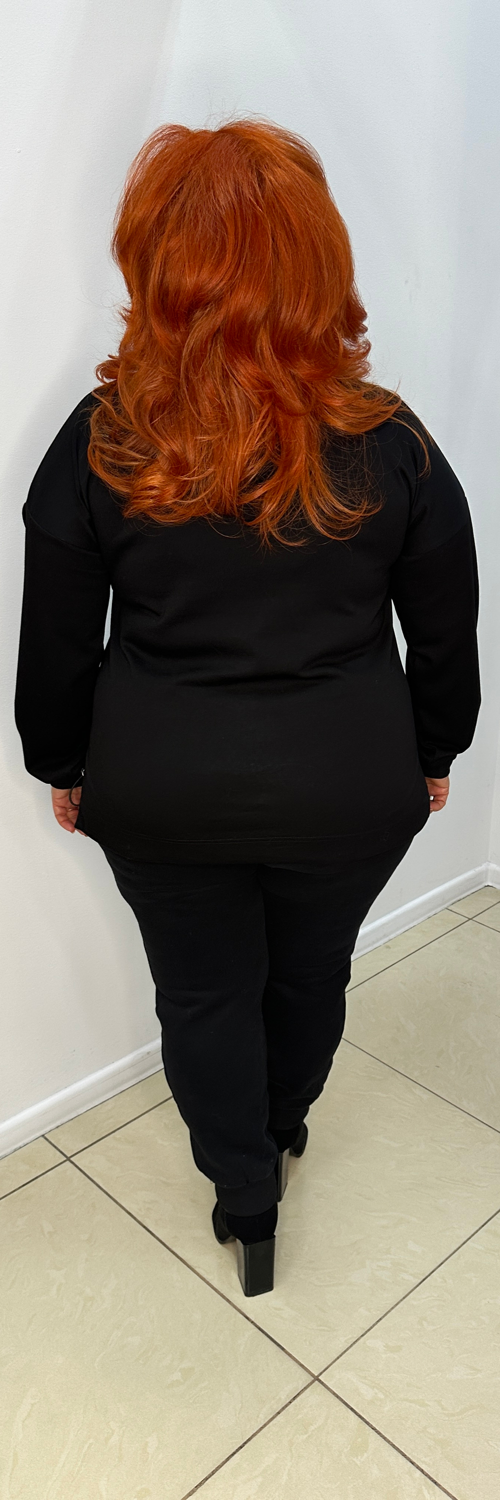 Черный лонг слив со стразовым принтом