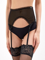 Дерзкий пояс для чулок с черной сеткой Le Frivole черный 46-48