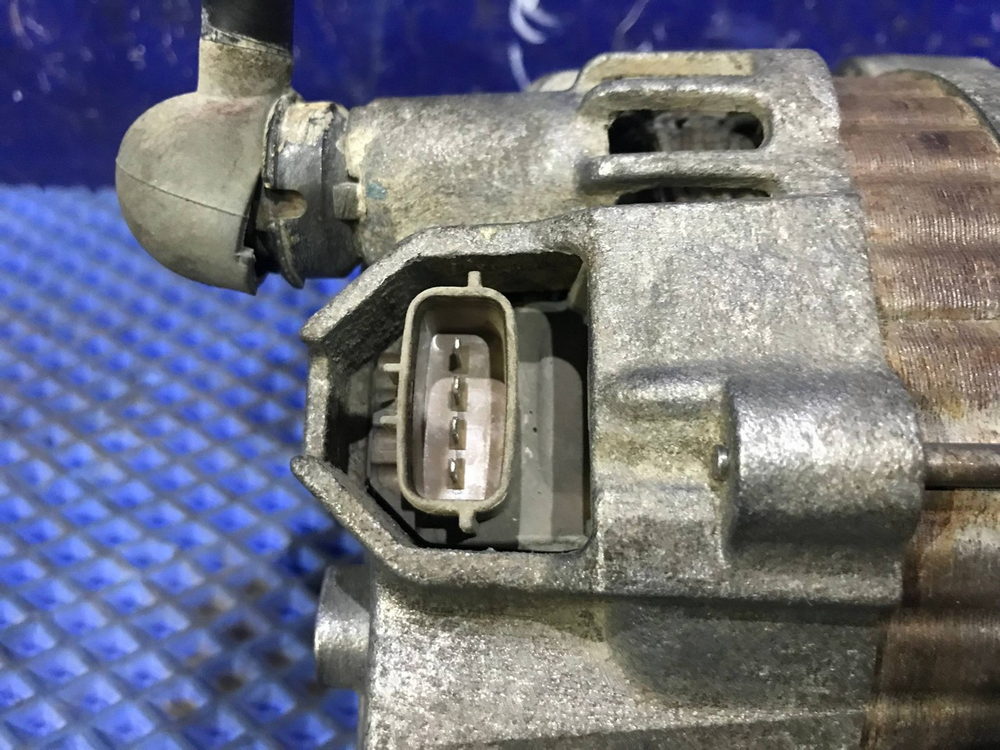 Генератор MITSUBISHI COLT 2003