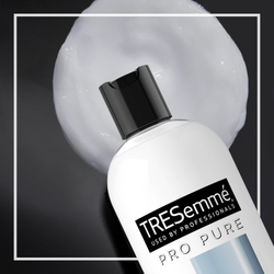 TRESemme Pro Pure Airlight Volume - кондиционер, придающий объем тонким волосам /   380  ml  / GTIN 8720182117304