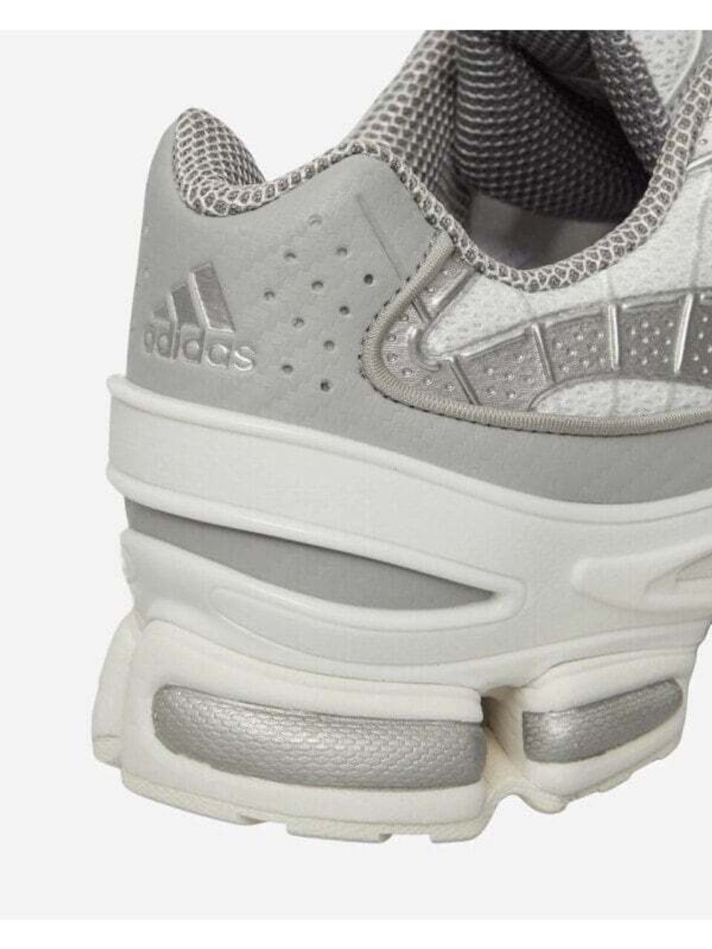 Adidas Ozweego Pro Кроссовки Cloud White/Silver Metallic/Core White