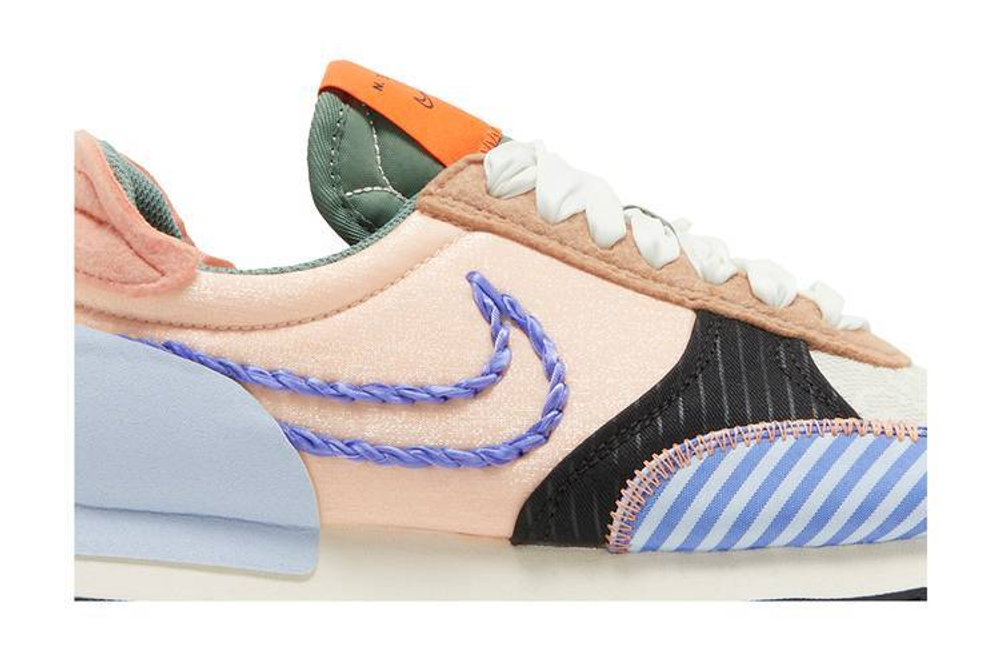 Кроссовки Nike Daybreak Type "Crimson Tint" (Женская размерная сетка)