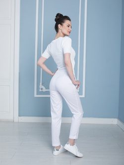 Белые медицинские брюки