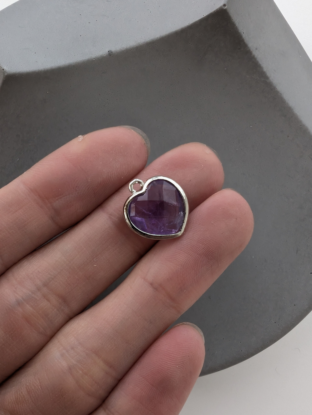 Подвеска сердце аметист, 13мм