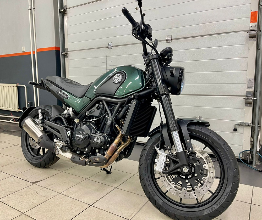 Benelli Leoncino 500 (Green)