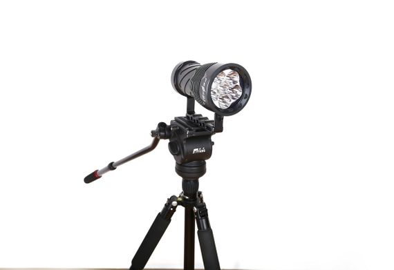 Фонарь Ferei W172BII CREE XM-L2 теплый свет