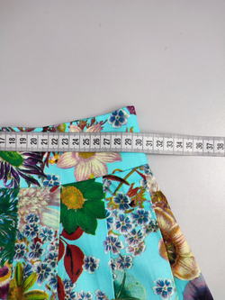 Юбка яркая с цветочным принтом 42 размер