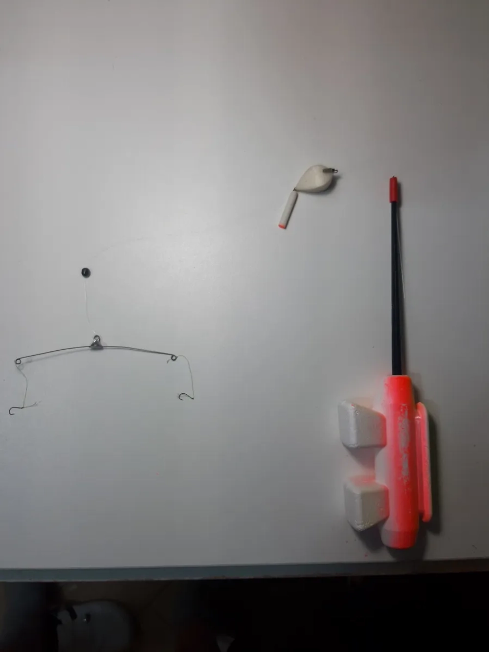 Удочка кобылка оснащенная на белую рыбу