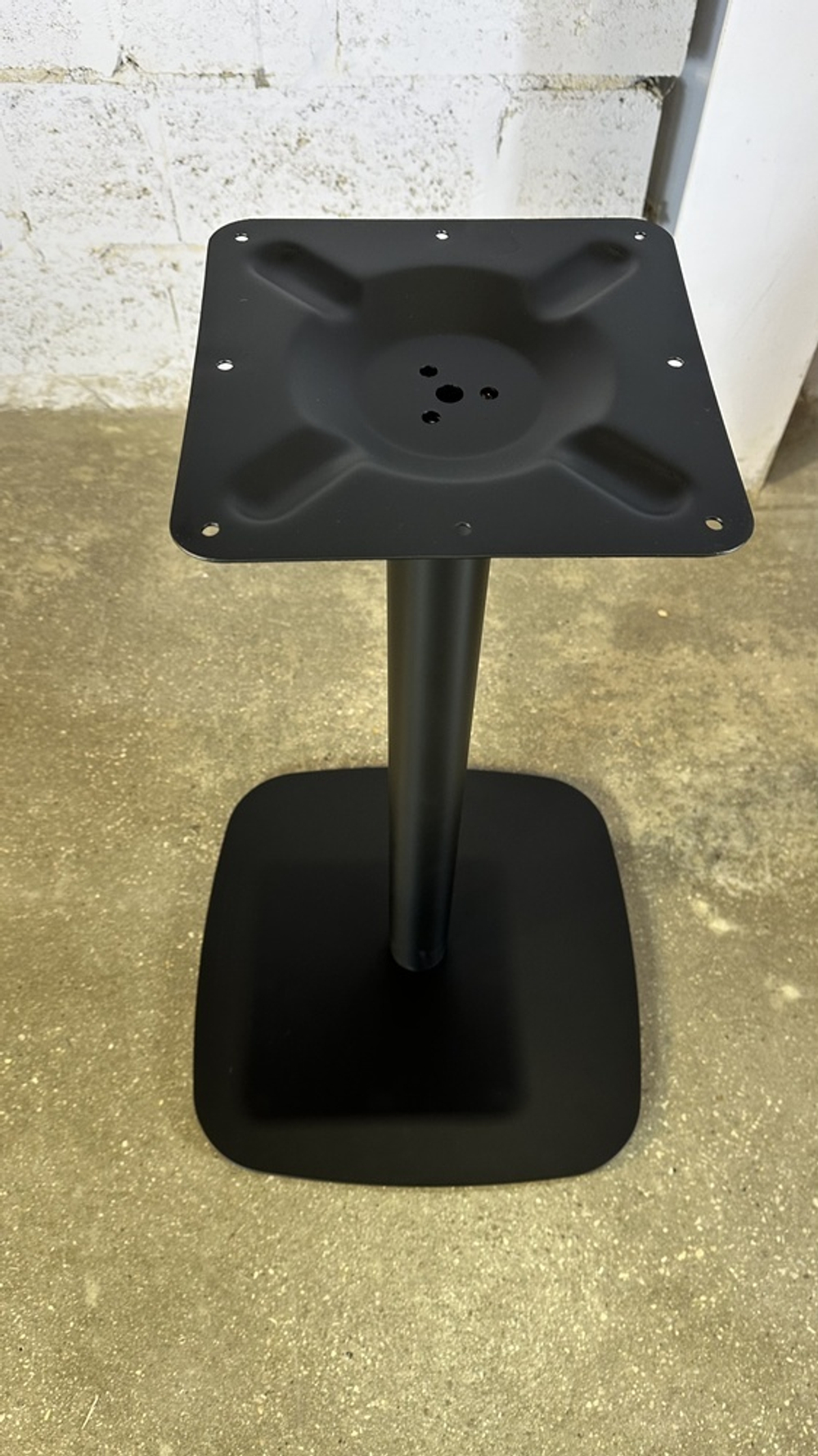 Подстолье стальное 1216EM