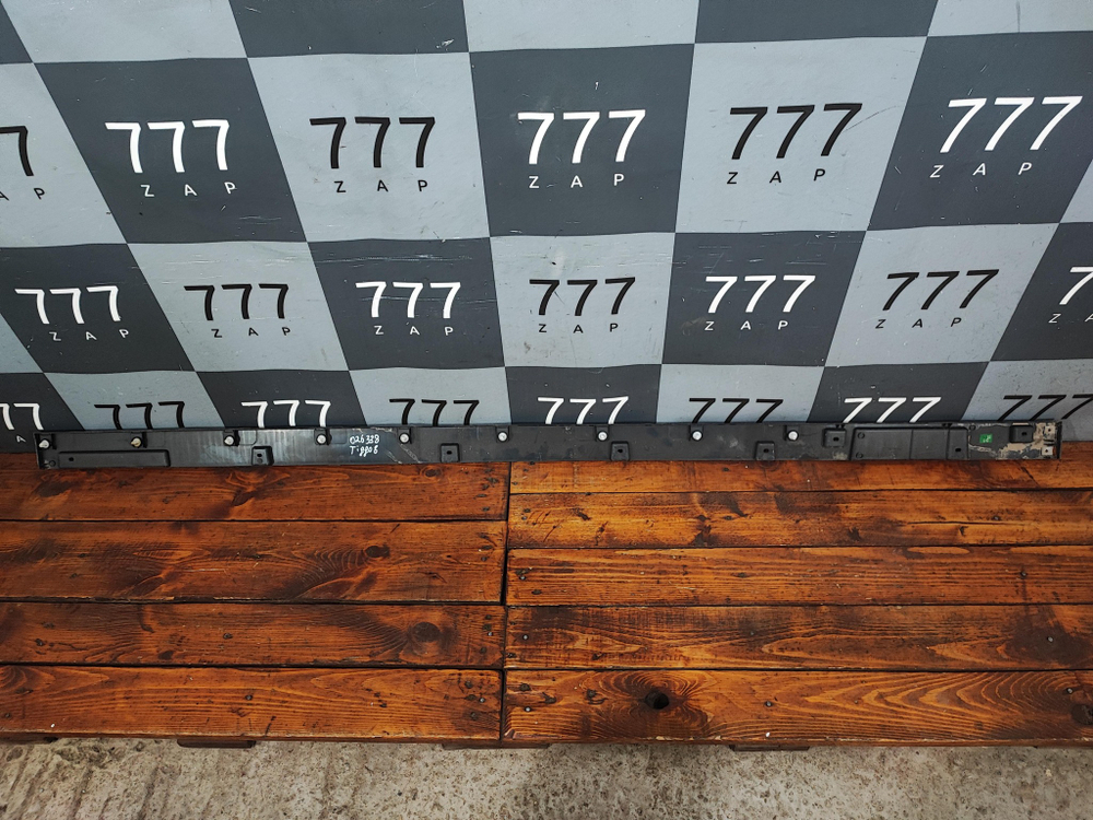 Накладка порога правая Chery Tiggo 8 Pro 20-22 Б/У Оригинал 609000089AA