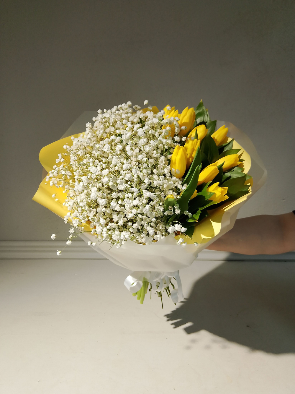 Букет из гипсофилы и тюльпанов (Сборный0002)