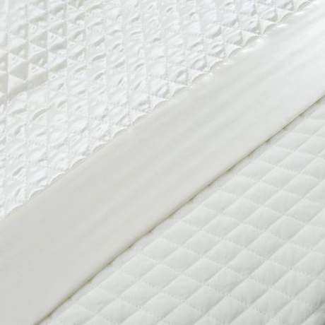 Покрывало 240х260 Sofi De MarkO Тринити молоко