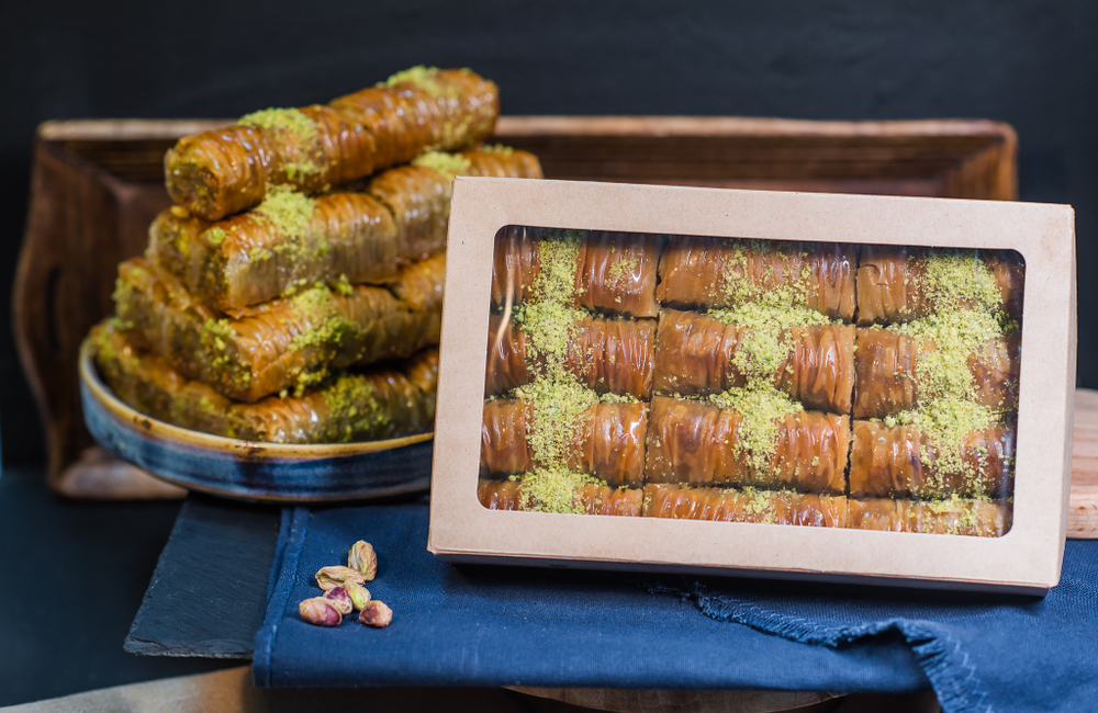 Пахлава Сарыбурма с фисташкой, Efeler baklava, 1000 гр