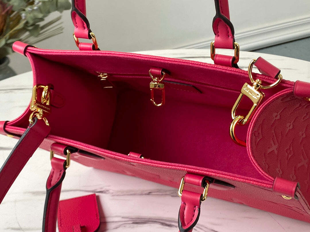 Louis Vuitton Onthego PM
