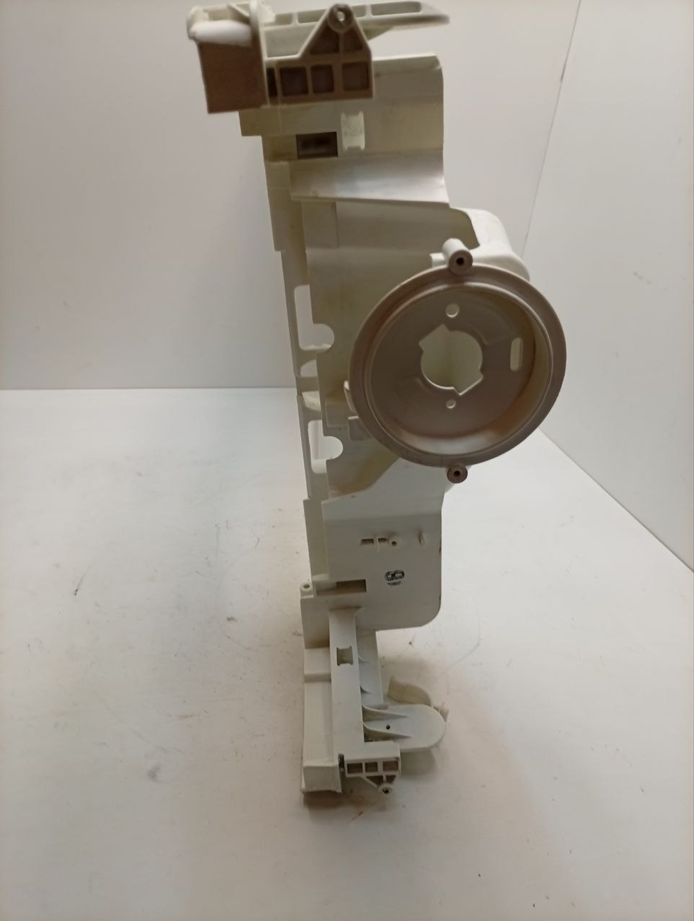 ZWQ5105 кт13 Рамка внутренняя для стиральной машины с вертикальной загрузкой Zanussi 146857900 б/у