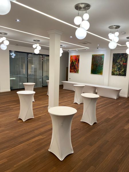 Помимо закусок... Из чего на самом деле складывается смета на фуршет. Помимо закусок... Из чего на самом деле складывается смета на фуршет.