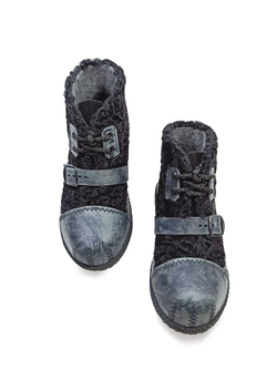 Сапожки из натурального каракуля "In Black"