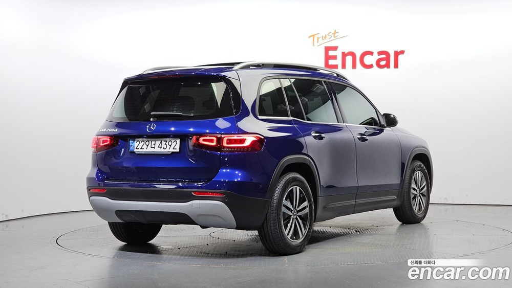 Mercedes-Benz GLB-Class X247 GLB200 d (08.2021)
