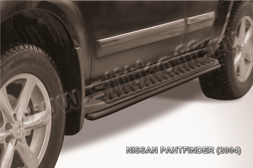 Пороги стальные Nissan Pathfinder R51 (2004-2010) d42 труба (черные)