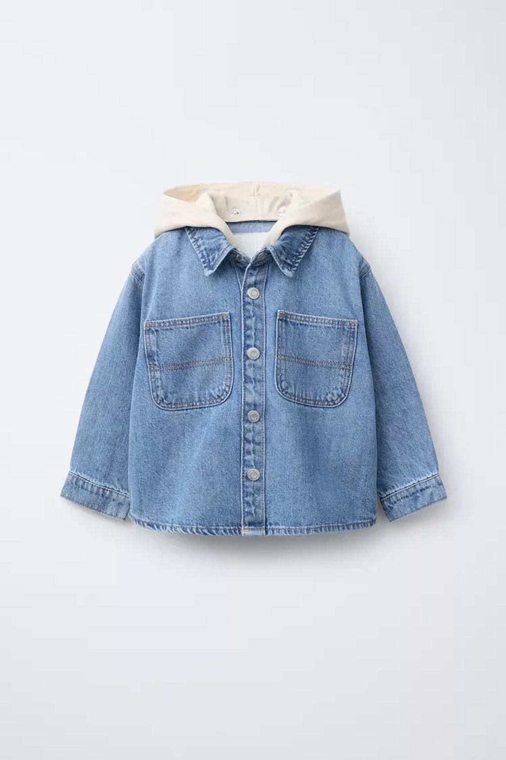 ZARA ДЖИНСОВАЯ КУРТКА-РУБАШКА С ОТСТЕГИВАЮЩИМСЯ КАПЮШОНОМ, ВЫЦВЕТШИЙ СИНИЙ