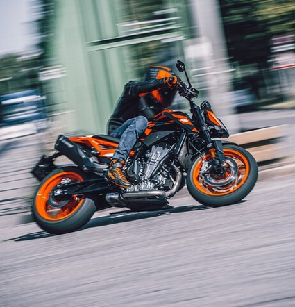 ЭКСКЛЮЗИВНЫЙ KTM 890 DUKE GP УЖЕ В НАШИХ ДИЛЕРСКИХ ЦЕНТРАХ