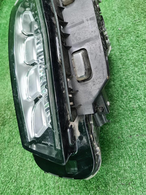 Битая Фара левая Geely Atlas Pro (2021-н.в.) LED