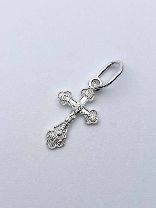 Крест штампованный из серебра/Белый