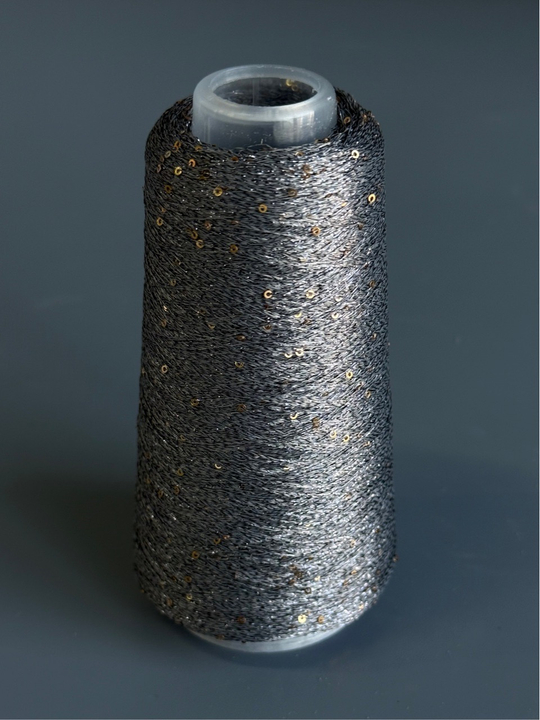 Пряжа Siyue Lurex Sequins пайтка 1,5 мм (54/графит, золото), 1800м/50гр