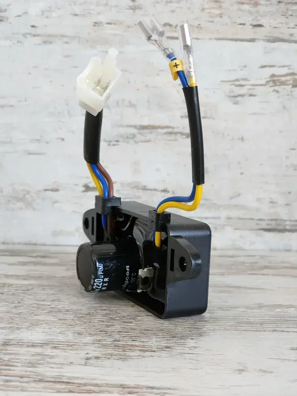 AVR (АВР) для Электро и Бензогенератора 0,8-3,5 кВт